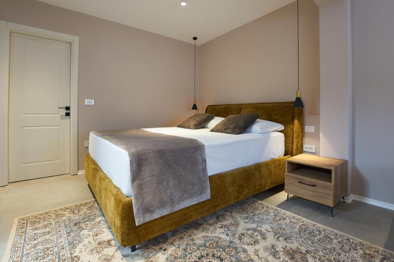 Dolcemente Garni Hotel Superior Izola Buitenkant foto